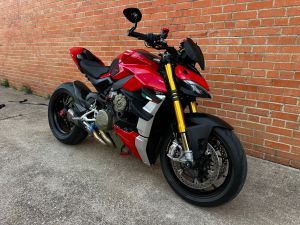 2022 Streetfighter V4S