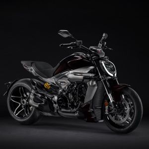 2025 Ducati XDiavel V4 Black Lava