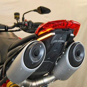 Ducati-Hypermotard-950-Rear-Turn-Signals
