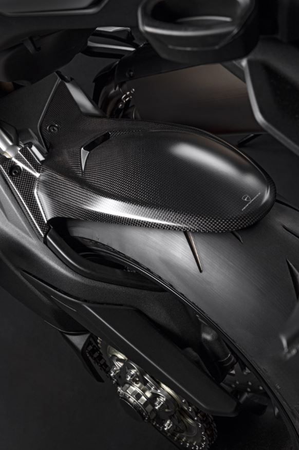 Multistrada V4 Pikes Peak (2022+) Carbon Rear Mudguard - AMS Ducati