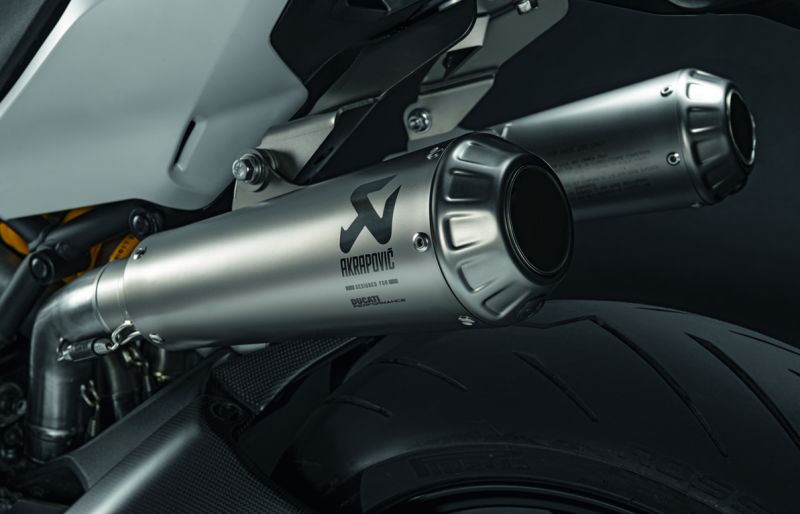 Ducati Supersport 950 Akrapovic Full Race Exhaust System