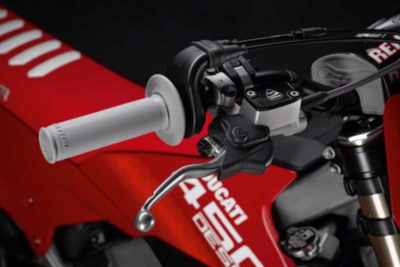 Desmo 450 MX Throttle Tube - AMS Ducati
